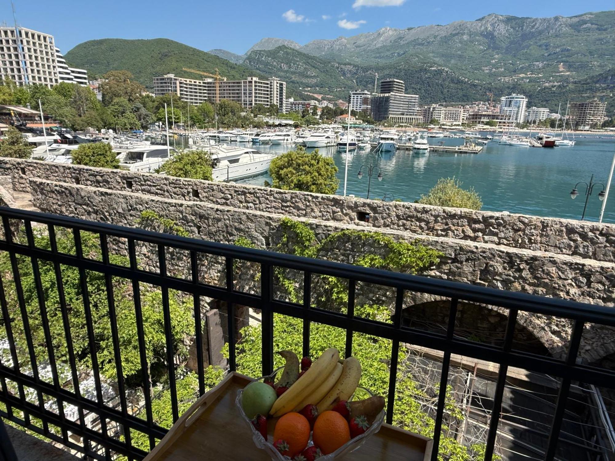 Apartments Aleksic Old Town Budva Exteriör bild